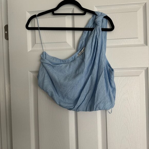 Abercrombie and Fitch Crinkle texture set - L top, LP skirt, worn once - Picture 7 of 8